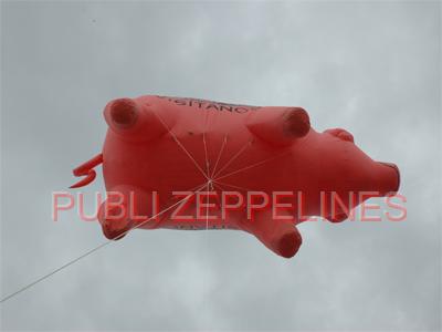 Zepelim dirigvel com forma de porco 6m Maxicarne