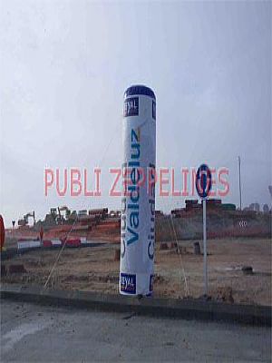 Columna hinchable 5 m Ciudad Valdeluz